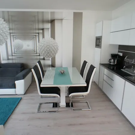 Diamond Bay Apartman
